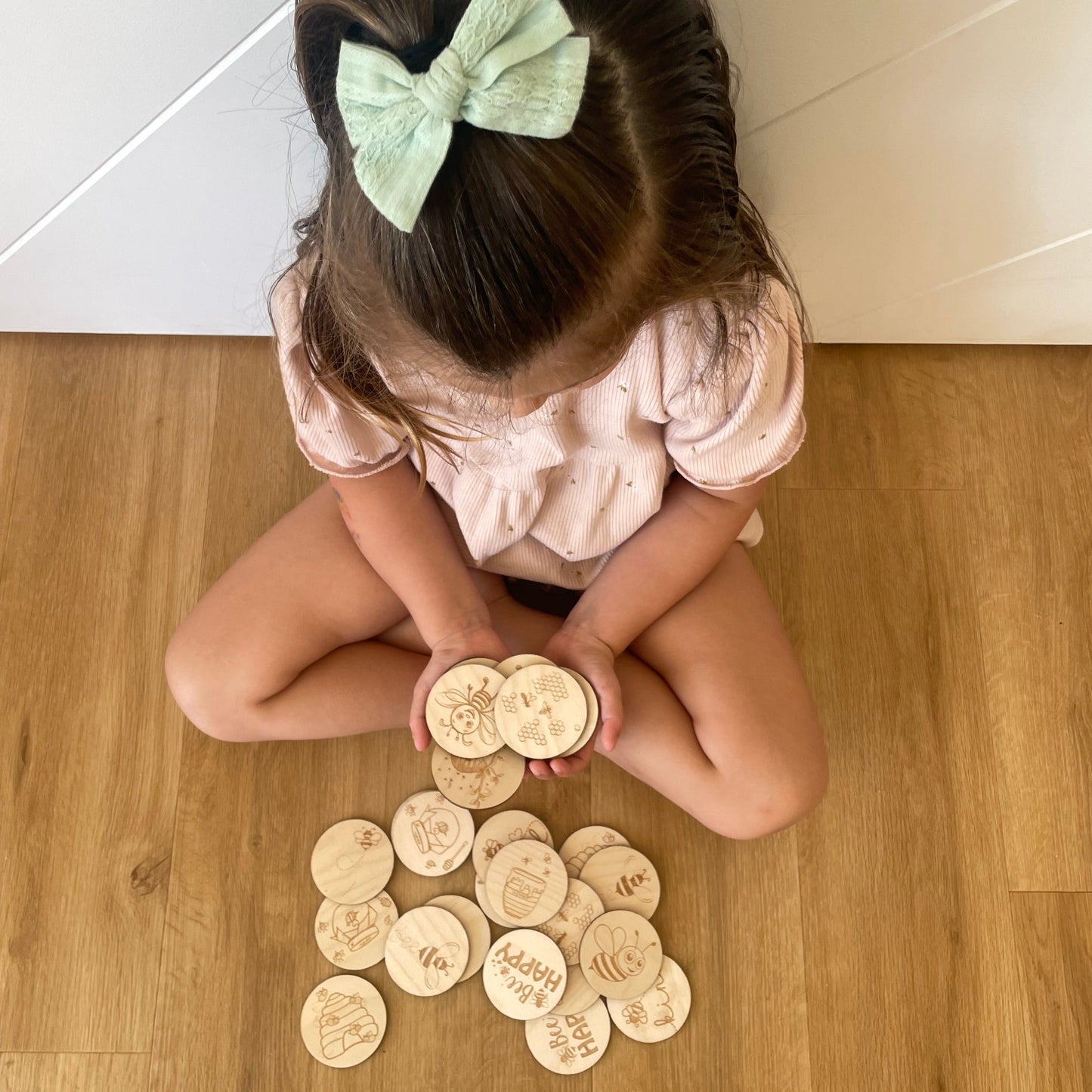Free Gift 2 Bee Memory Game