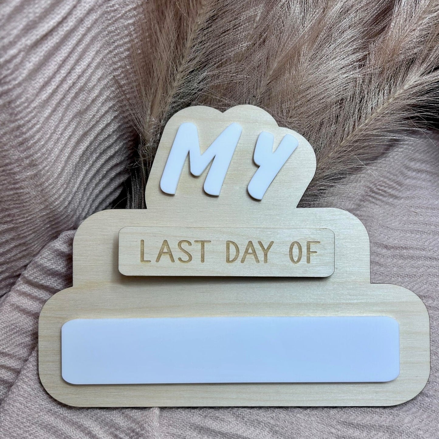 Interchangeable First & Last Day School Board | Not Personalised