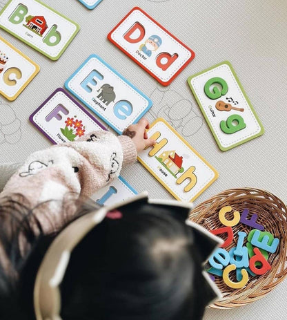 Flashcards & ABC Magnetic Letters Set