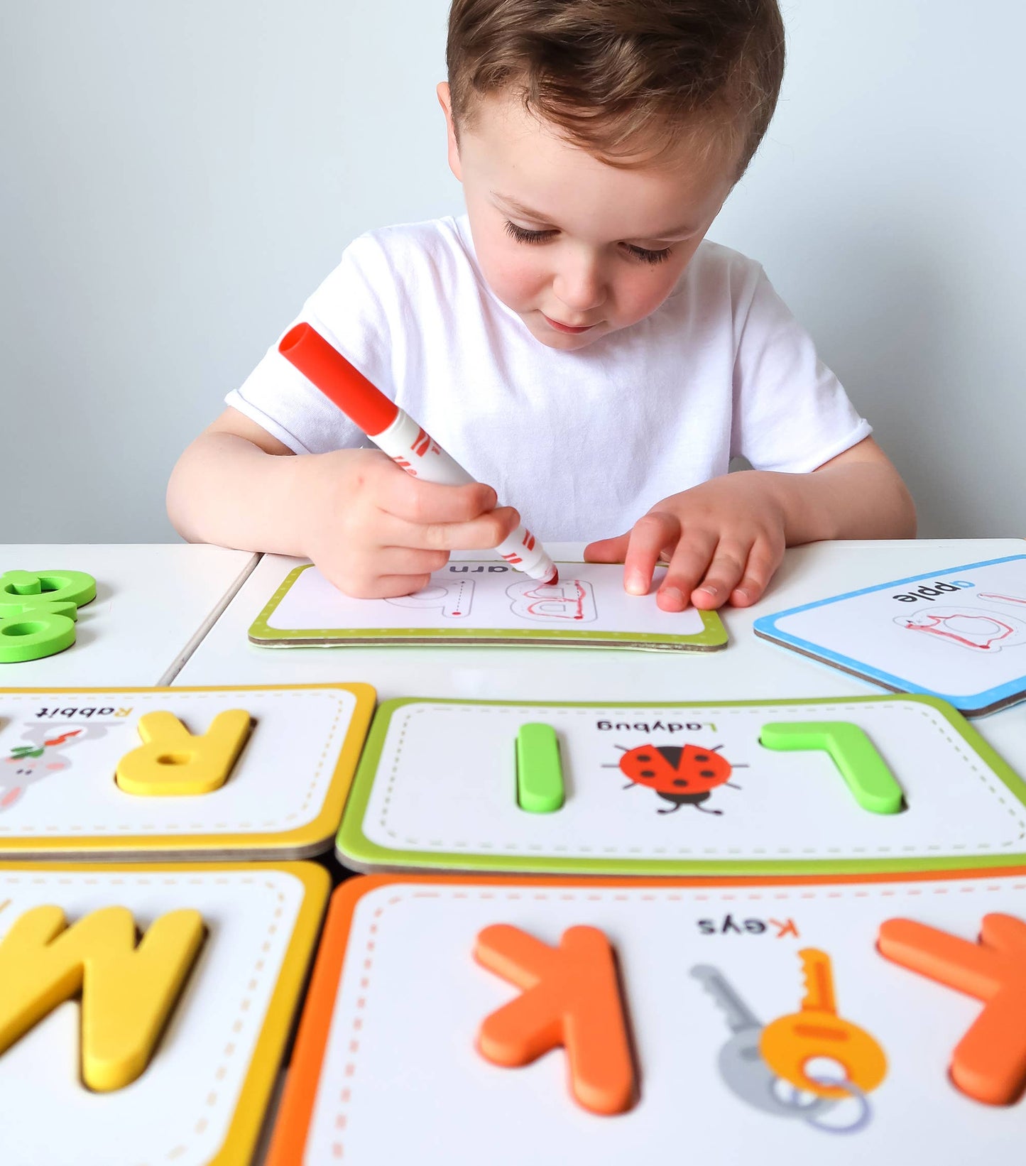 Flashcards & ABC Magnetic Letters