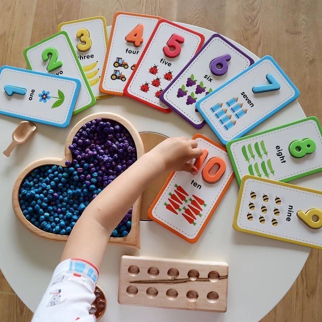 Flashcards and 123 Magnetic Numbers used with sensory play