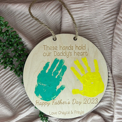 Daddy Handprint Sign with handprints