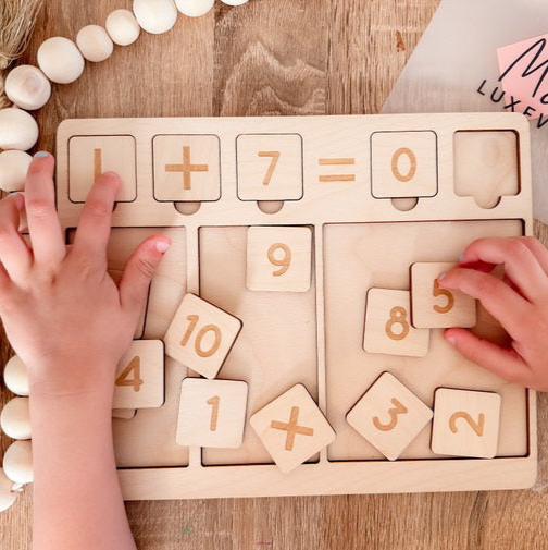 Number and Maths Counting Tray