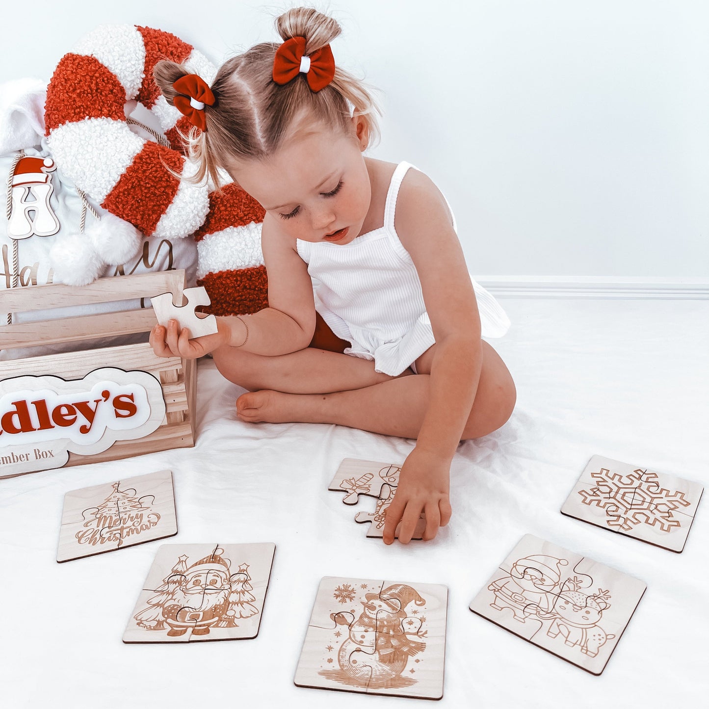 Set of 6 Christmas four piece puzzles