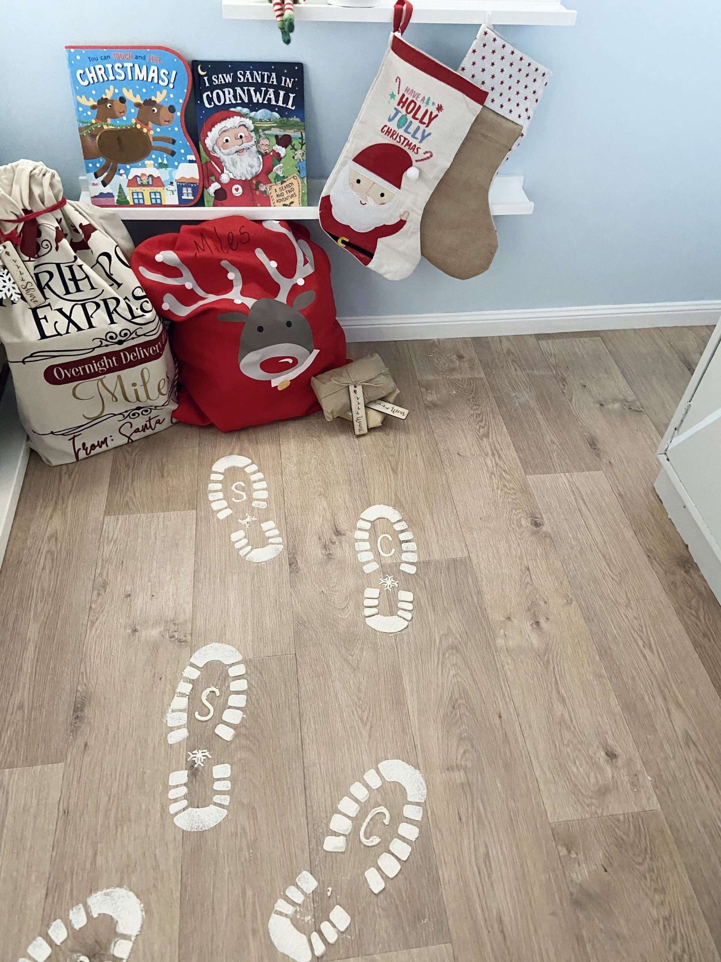 Santa Footprint Stencil